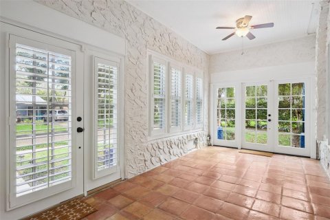 House in Orlando, Florida 2 bedrooms, 176.89 sq.m. № 2408512 - photo 7