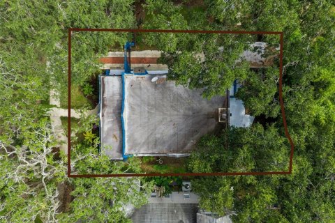 House in Orlando, Florida 2 bedrooms, 176.89 sq.m. № 2408512 - photo 3