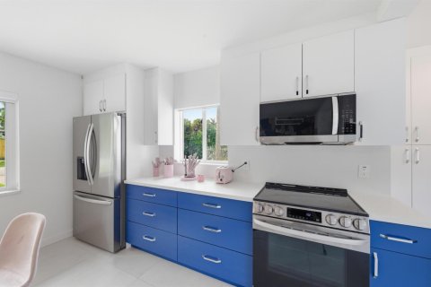 Casa en venta en Wilton Manors, Florida, 3 dormitorios, 171.96 m2 № 2084474 - foto 28
