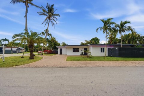 Casa en venta en Wilton Manors, Florida, 3 dormitorios, 171.96 m2 № 2084474 - foto 4