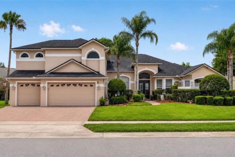 House in Orlando, Florida 5 bedrooms, 339.56 sq.m. № 2100672
