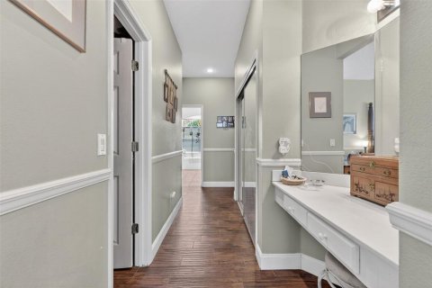 House in Orlando, Florida 5 bedrooms, 339.56 sq.m. № 2100672 - photo 27