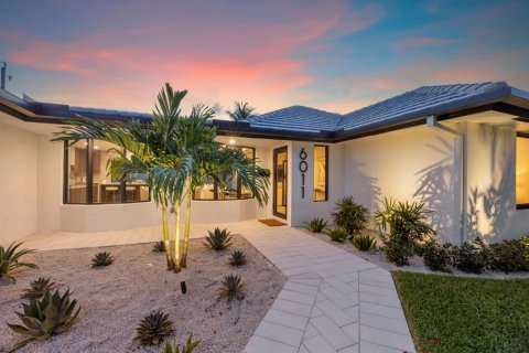 Casa en venta en Fort Lauderdale, Florida, 3 dormitorios, 179.77 m2 № 2246721 - foto 2