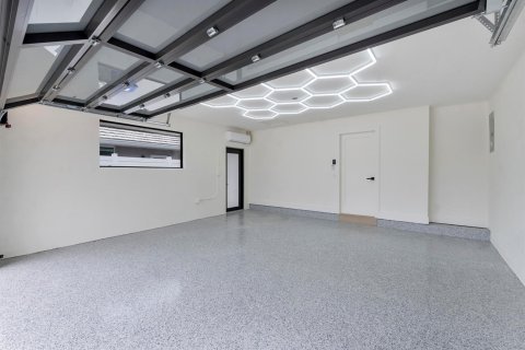 Casa en venta en Fort Lauderdale, Florida, 3 dormitorios, 179.77 m2 № 2246721 - foto 28
