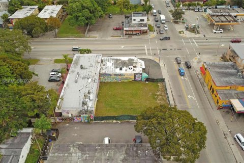 Commercial property in Miami, Florida № 2089269 - photo 6