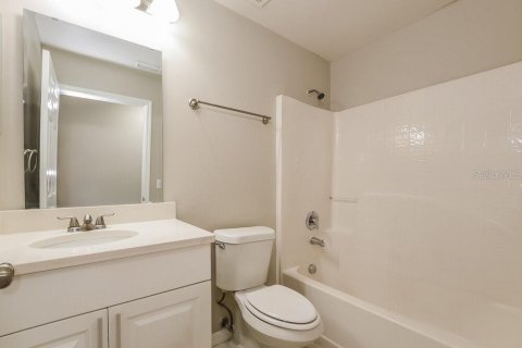 Villa ou maison à louer à Eustis, Floride: 3 chambres, 172.33 m2 № 2100055 - photo 15