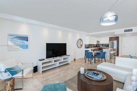 Condominio en alquiler en Miami Beach, Florida, 1 dormitorio, 78.04 m2 № 211841 - foto 6