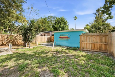 Casa en alquiler en Gulfport, Florida, 2 dormitorios, 87.24 m2 № 2097409 - foto 22