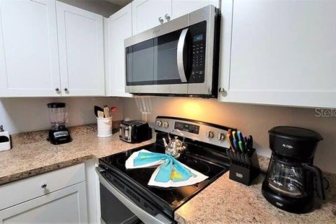 Condo in Kissimmee, Florida, 3 bedrooms  № 1545802 - photo 4