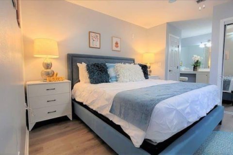 Condo in Kissimmee, Florida, 3 bedrooms  № 1545802 - photo 6