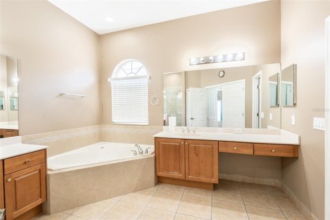 Casa en venta en Clermont, Florida, 4 dormitorios, 310.2 m2 № 1793326 - foto 27