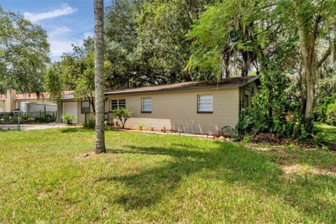 House in Lakeland, Florida 4 bedrooms, 130.43 sq.m. № 2314933 - photo 29