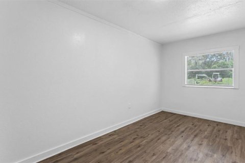 House in Lakeland, Florida 4 bedrooms, 130.43 sq.m. № 2314933 - photo 8