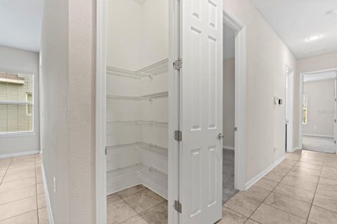 Casa en venta en Wesley Chapel, Florida, 4 dormitorios, 193.52 m2 № 1917007 - foto 6