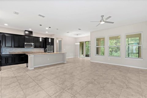 Casa en venta en Wesley Chapel, Florida, 4 dormitorios, 193.52 m2 № 1917007 - foto 15