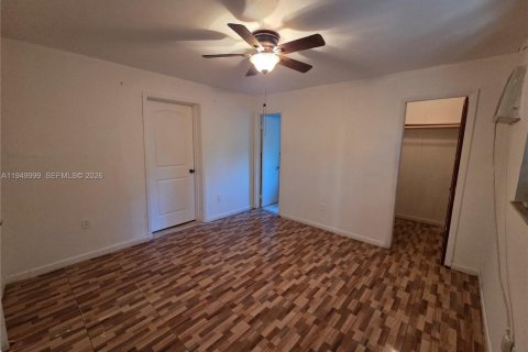 Снять в аренду виллу или дом в Майами, Флорида 3 спальни, 115.01м2, № 2005732 - фото 10