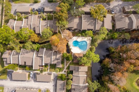 Condo in Orlando, Florida, 2 bedrooms  № 2205108 - photo 8