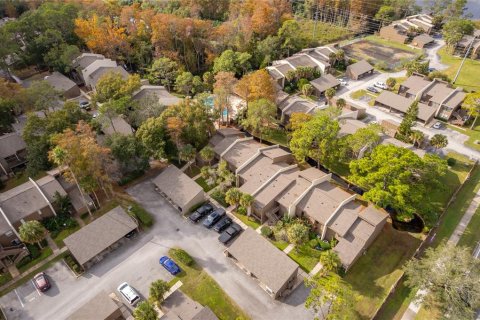 Condo in Orlando, Florida, 2 bedrooms  № 2205108 - photo 5