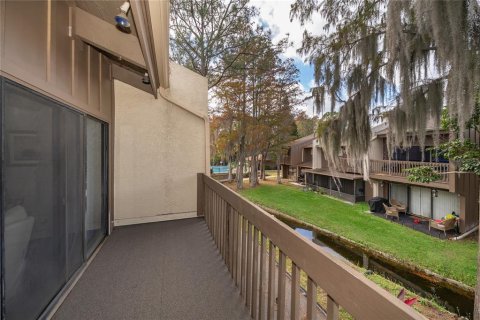 Condo in Orlando, Florida, 2 bedrooms  № 2205108 - photo 25