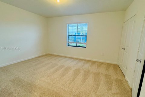 Touwnhouse à vendre à Florida City, Floride: 3 chambres № 2045816 - photo 5