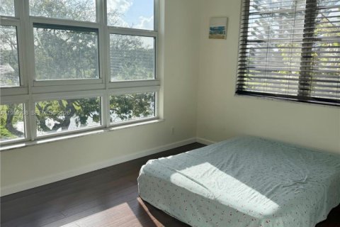 Copropriété à louer à Pompano Beach, Floride: 3 chambres, 159.42 m2 № 2051587 - photo 16