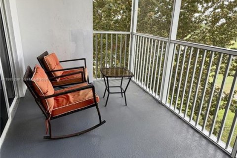 Copropriété à louer à Pompano Beach, Floride: 3 chambres, 159.42 m2 № 2051587 - photo 10