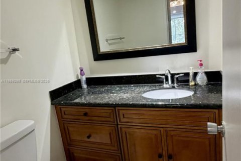 Copropriété à louer à Pompano Beach, Floride: 3 chambres, 159.42 m2 № 2051587 - photo 7