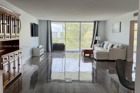 Condo à Pompano Beach, Floride, 3 chambres  № 2051587