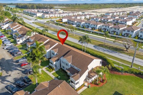Condominio en venta en Homestead, Florida, 2 dormitorios, 107.77 m2 № 2056269 - foto 17