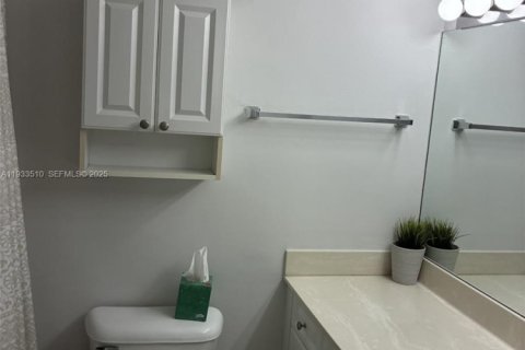 Condominio en venta en Miami Beach, Florida, 1 dormitorio, 79.15 m2 № 1993855 - foto 21