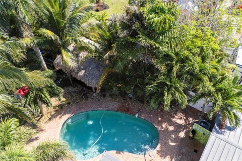 Casa en venta en Jensen Beach, Florida, 5 dormitorios, 334.45 m2 № 2053576 - foto 23