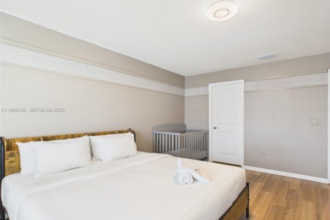 Touwnhouse à vendre à Davenport, Floride: 5 chambres, 213.02 m2 № 2051828 - photo 26