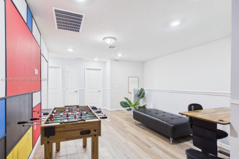 Touwnhouse à vendre à Davenport, Floride: 5 chambres, 213.02 m2 № 2051828 - photo 17