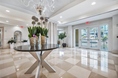 Condo in Sunny Isles Beach, Florida, 3 bedrooms  № 1867186 - photo 29