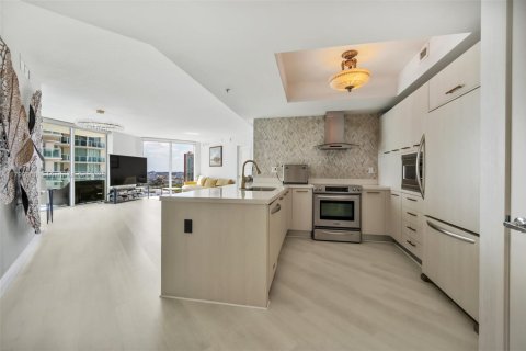 Condo in Sunny Isles Beach, Florida, 3 bedrooms  № 1867186 - photo 21