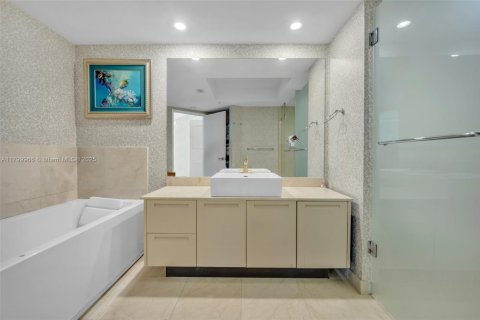 Condo in Sunny Isles Beach, Florida, 3 bedrooms  № 1867186 - photo 19