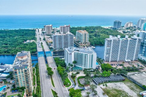 Condominio en venta en Fort Lauderdale, Florida, 1 dormitorio, 50.91 m2 № 1729337 - foto 1
