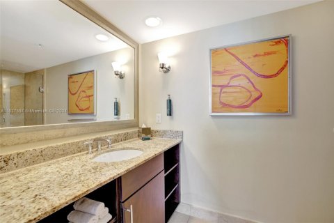 Condominio en venta en Fort Lauderdale, Florida, 1 dormitorio, 50.91 m2 № 1729337 - foto 25