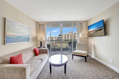 Condominio en venta en Fort Lauderdale, Florida, 1 dormitorio, 50.91 m2 № 1729337 - foto 15