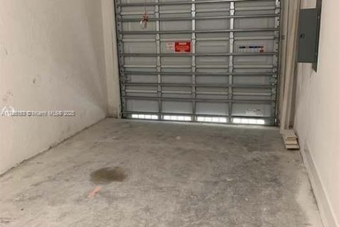 Купить таунхаус в Хомстед, Флорида 1 комната, 156.63м2, № 1962643 - фото 18