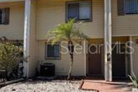 Touwnhouse à Land O' Lakes, Floride 2 chambres, 95.88 m2 № 2367017