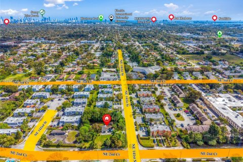 Casa en venta en Miami, Florida, 4 dormitorios, 128.76 m2 № 2040859 - foto 18