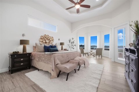 House in Ruskin, Florida 7 bedrooms, 814.66 sq.m. № 2119452 - photo 24