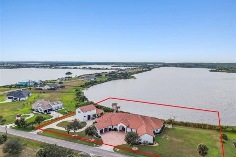 House in Ruskin, Florida 7 bedrooms, 814.66 sq.m. № 2119452 - photo 4
