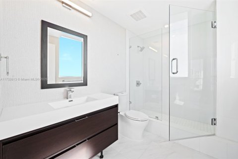 Condo in Pompano Beach, Florida, 3 bedrooms  № 1482403 - photo 27