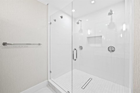 Condo in Pompano Beach, Florida, 3 bedrooms  № 1482403 - photo 22