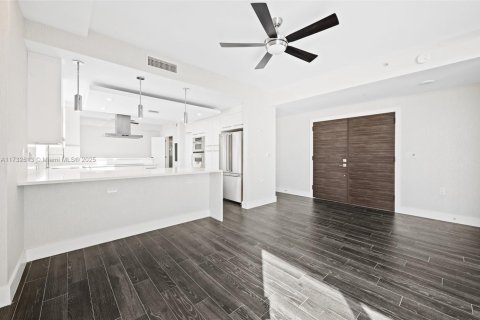 Condo in Pompano Beach, Florida, 3 bedrooms  № 1482403 - photo 2