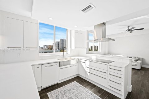 Condo in Pompano Beach, Florida, 3 bedrooms  № 1482403 - photo 4