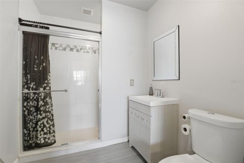 Casa en venta en Orlando, Florida, 3 dormitorios, 209.12 m2 № 2097152 - foto 25