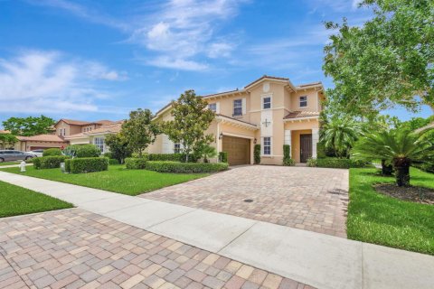 House in Jupiter, Florida 4 bedrooms, 262.82 sq.m. № 2168255 - photo 21